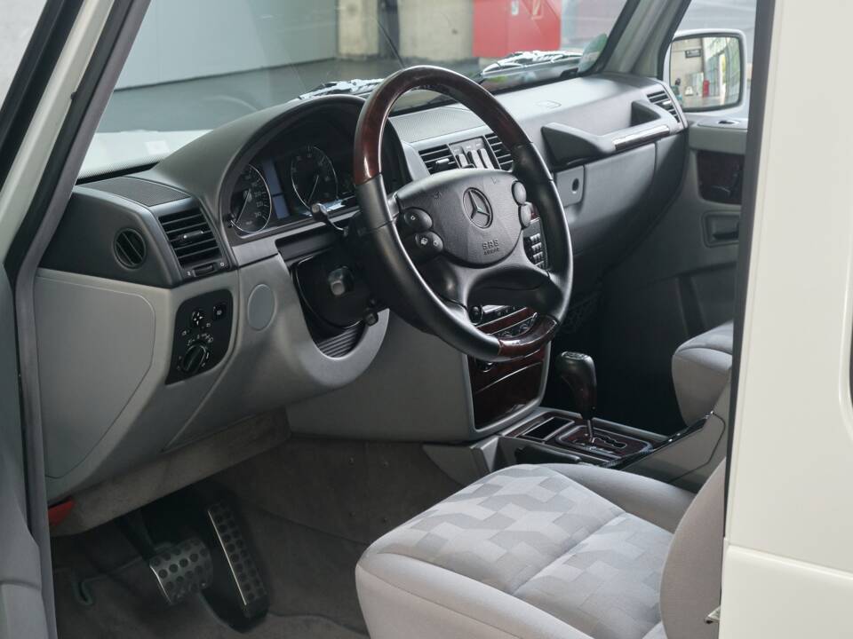 Bild 41/50 von Mercedes-Benz G 500 (kurz) (2007)