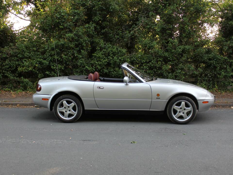 Afbeelding 7/17 van Mazda MX-5 1.8 (1997)