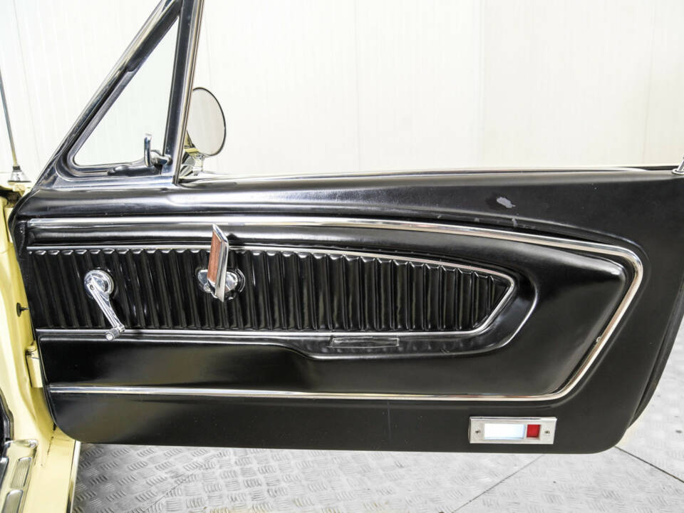 Bild 42/50 von Ford Mustang 289 (1966)