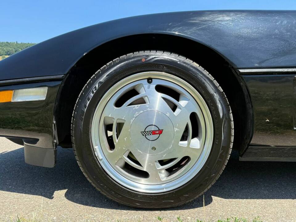 Bild 20/22 von Chevrolet Corvette (1989)