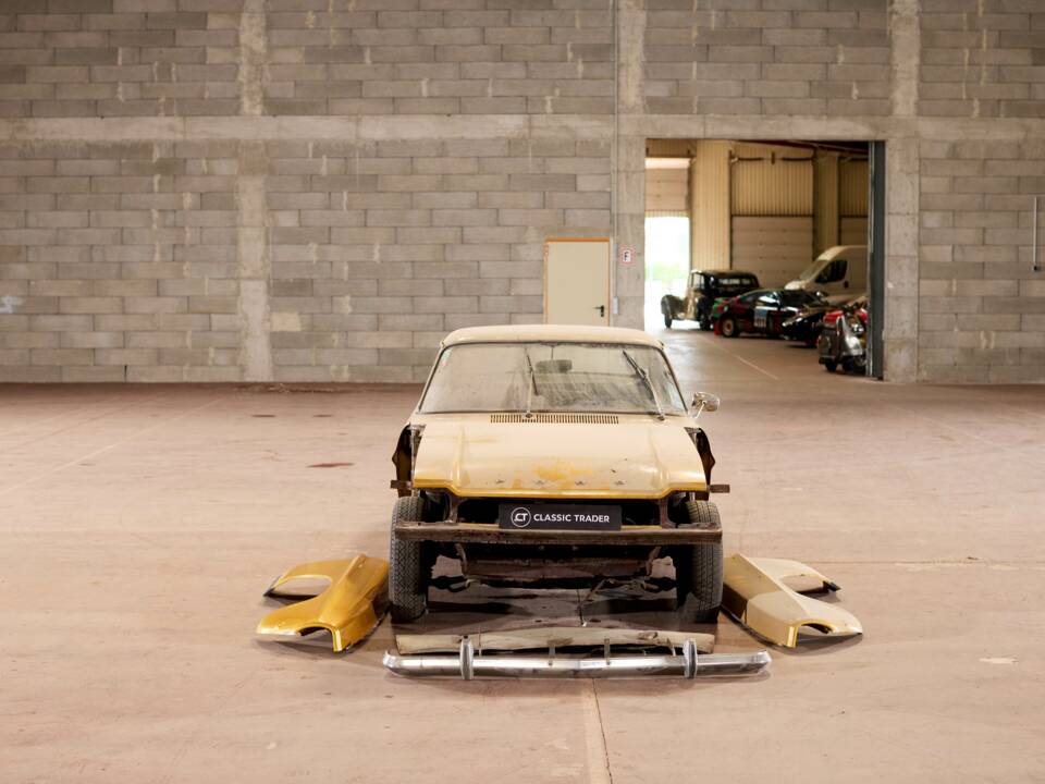 Image 15/37 of Ford Capri I  1600 (1971)