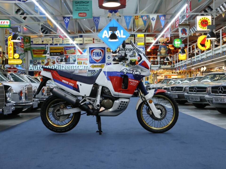 Bild 8/37 von Honda XRV 750 Africa Twin (1990)