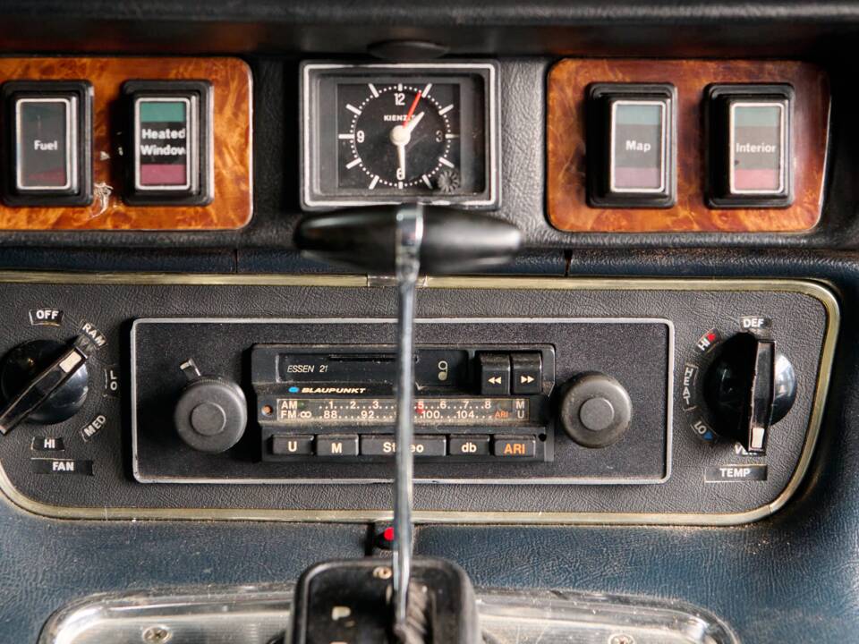 Bild 50/50 von Jaguar XJ 6 L 4.2 (1974)