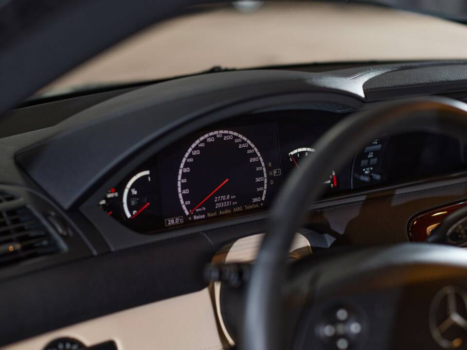 Bild 23/34 von Mercedes-Benz CL 500 4MATIC (2008)