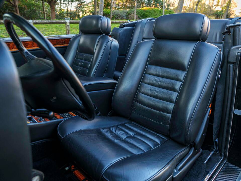 Bild 24/26 von Bentley Continental (1992)