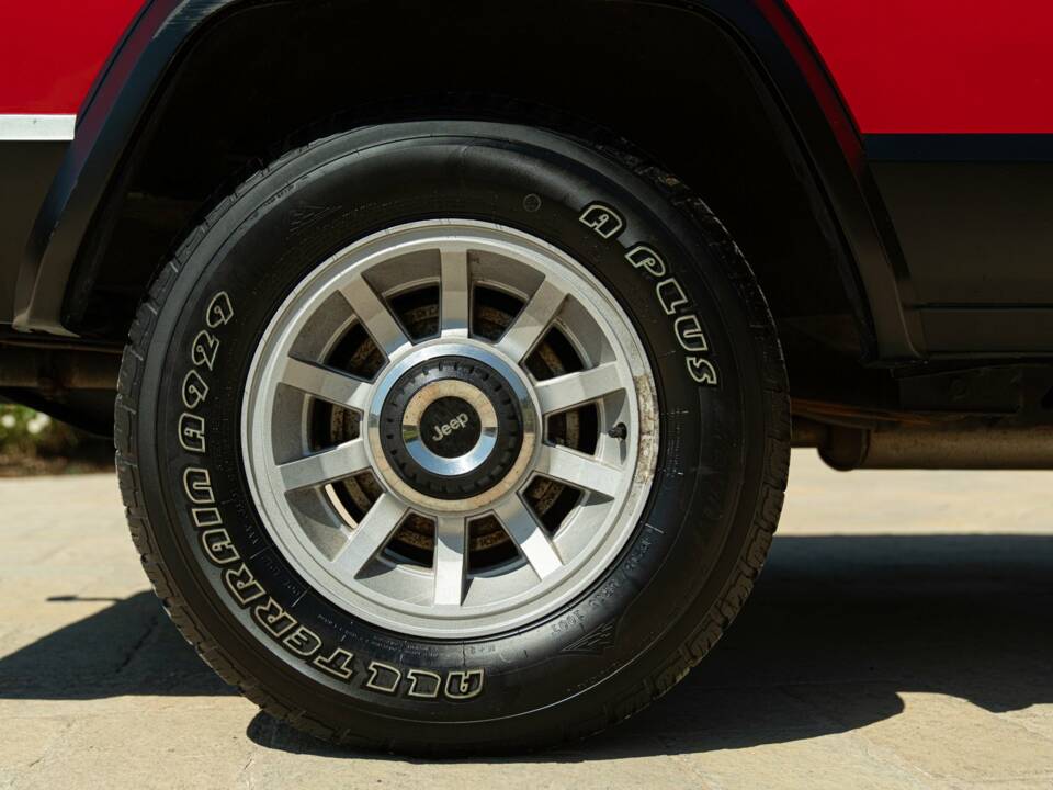 Imagen 21/50 de Jeep Cherokee 2.8L V6 (1985)