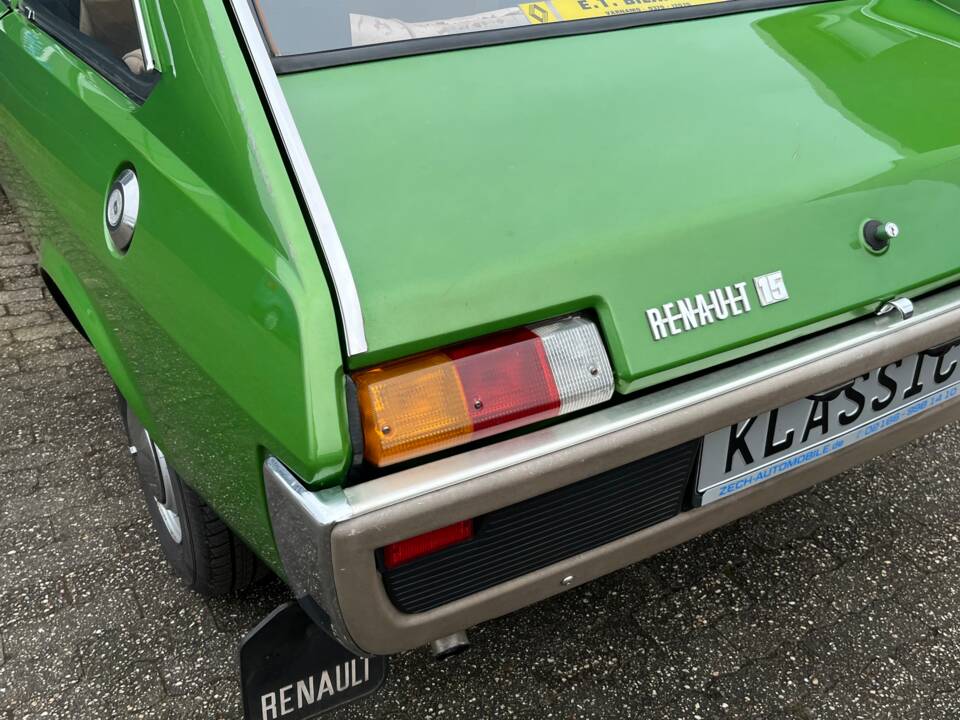 Image 54/66 of Renault R 15 TL (1972)