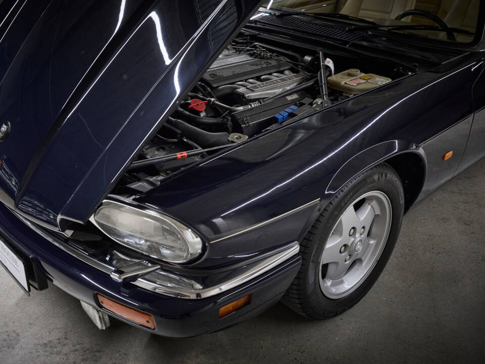 Bild 33/92 von Jaguar XJS 6.0 (1994)