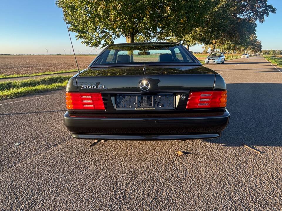 Image 11/49 de Mercedes-Benz 500 SL (1990)