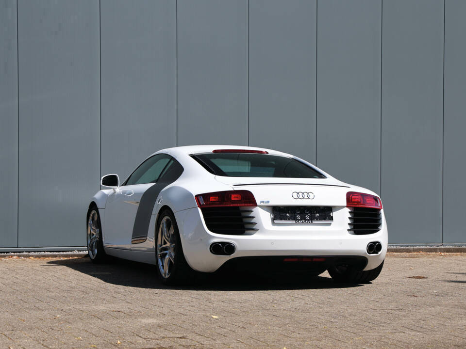 Bild 35/53 von Audi R8 (2008)