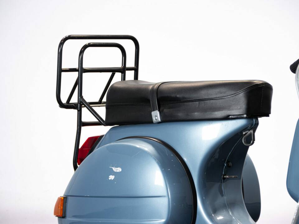 Image 17/31 of Piaggio Vespa PX 150 E (1982)