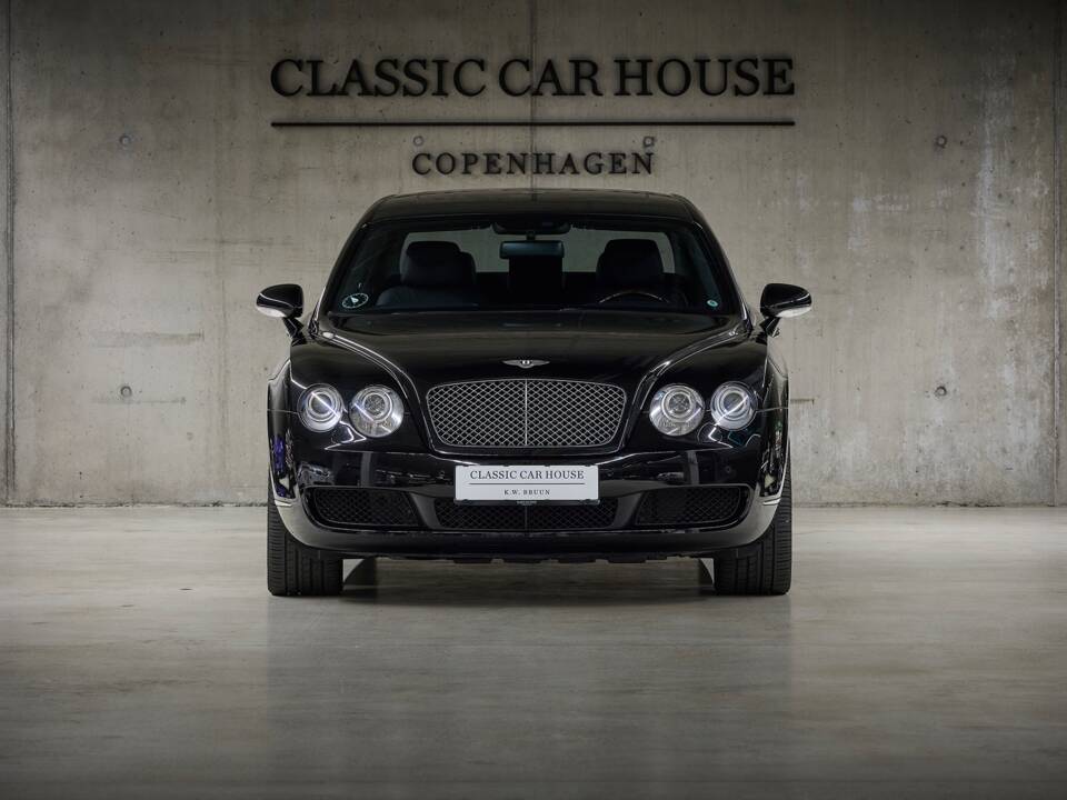 Image 2/100 of Bentley Continental Flying Spur (2008)