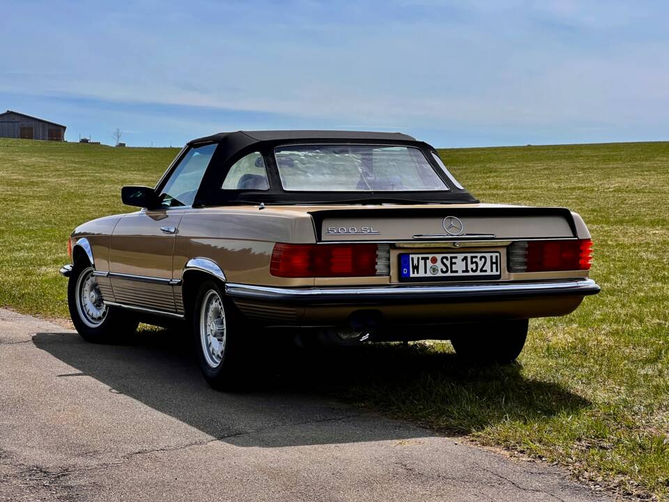 Bild 20/21 von Mercedes-Benz 500 SL (1981)