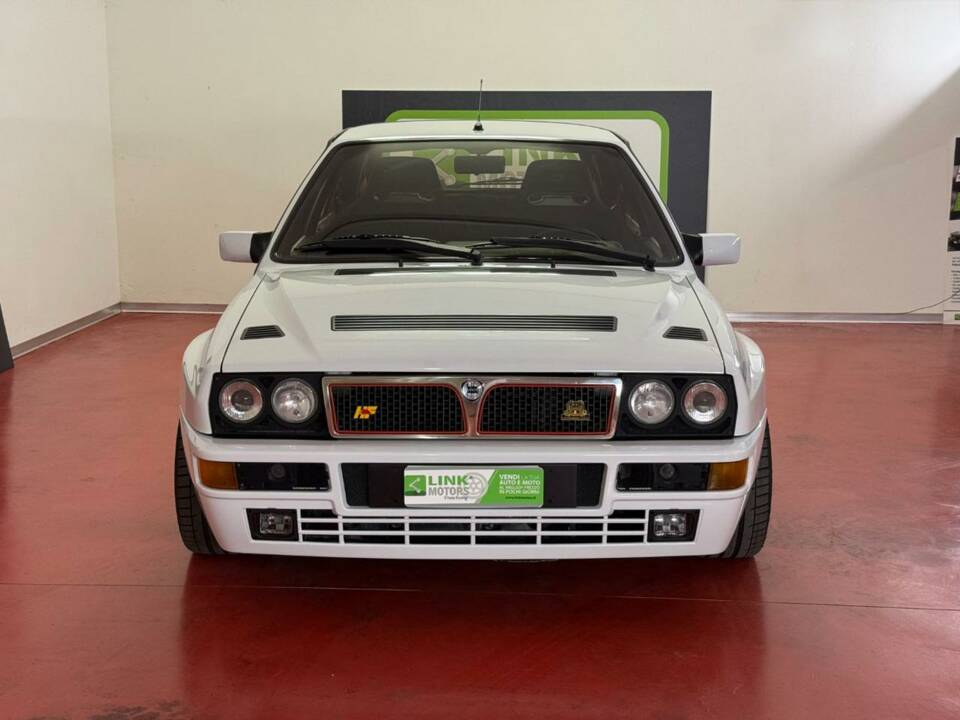 Bild 2/43 von Lancia Delta HF Integrale Evoluzione I "Martini 5" (1992)