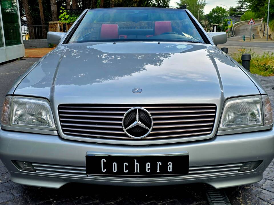 Image 3/61 of Mercedes-Benz SL 320 &quot;Mille Miglia&quot; (1995)