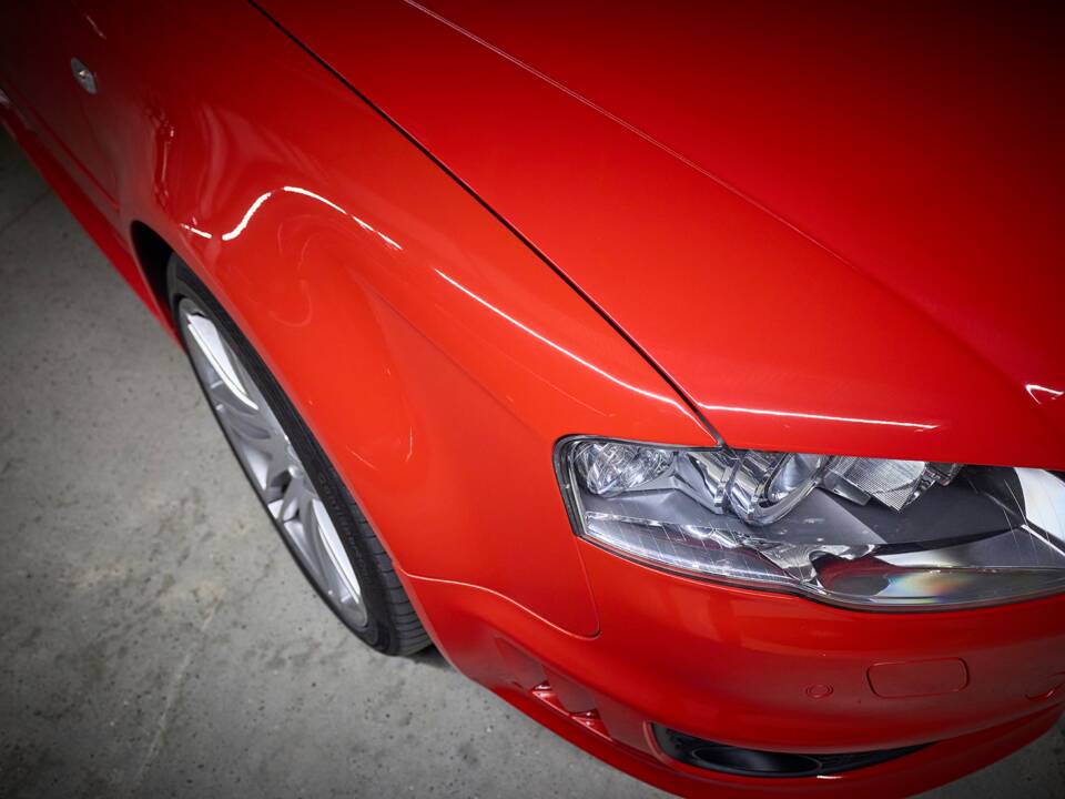Image 28/95 of Audi RS4 Avant (2006)