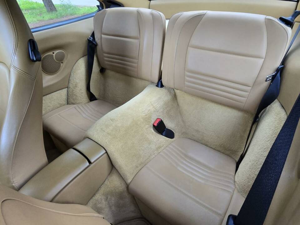 Image 6/43 of Porsche 911 Carrera (1999)