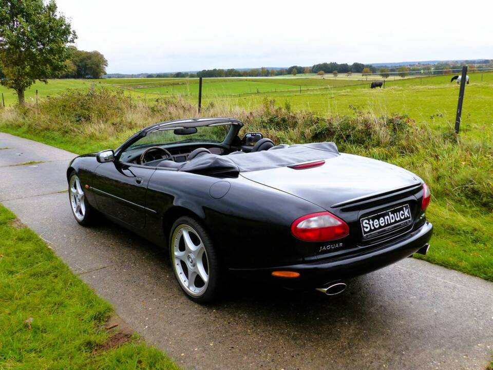2000 Jaguar XKR Cabriolet
