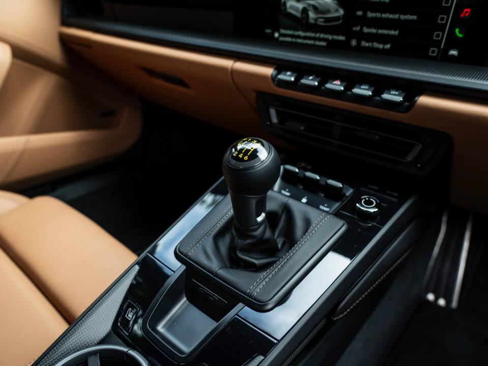 Afbeelding 21/62 van Porsche 911 GT3 Touring (2023)