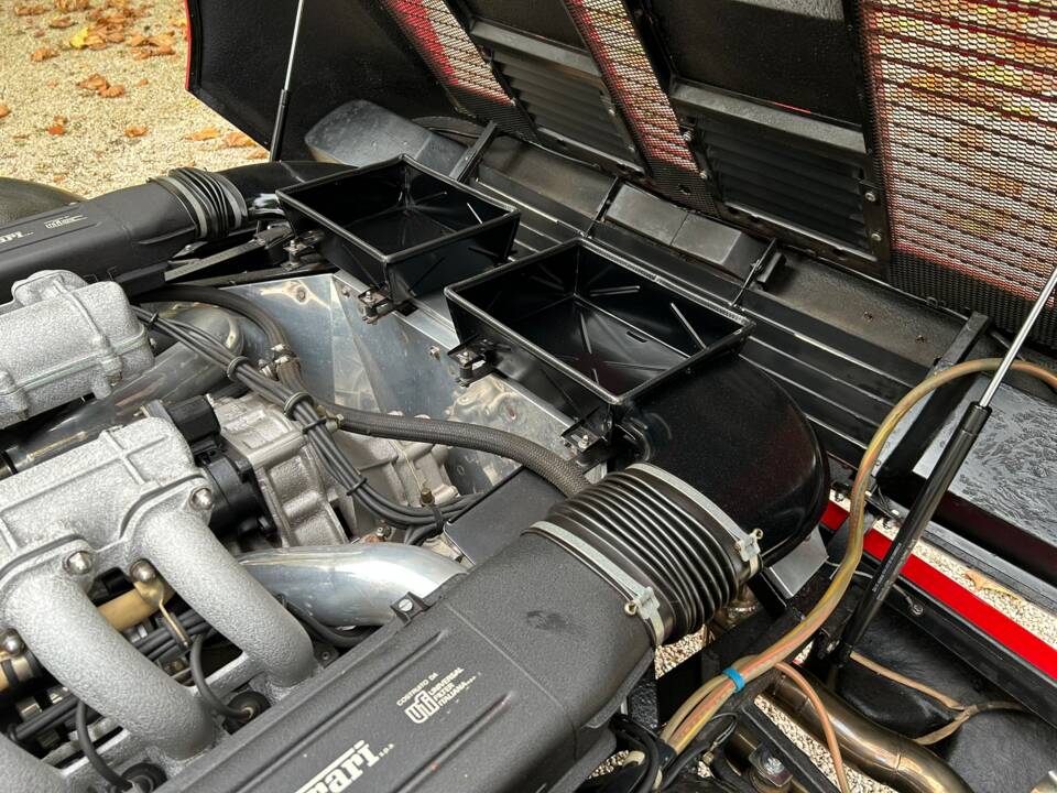Immagine 18/28 di Ferrari 512 BBi (1983)