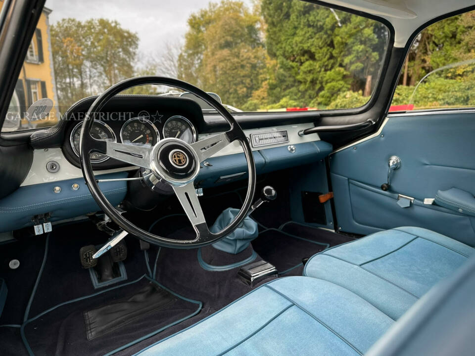 Immagine 13/100 di Alfa Romeo Giulia Sprint Speciale (1963)