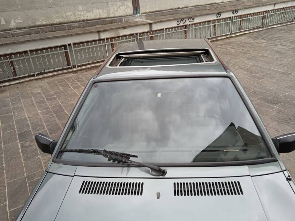 Image 40/67 de Volkswagen Scirocco II GT (1984)