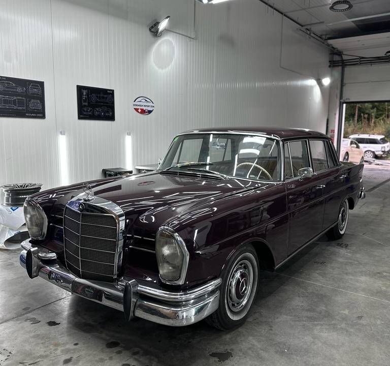 Bild 3/12 von Mercedes-Benz 220 SE b (1965)