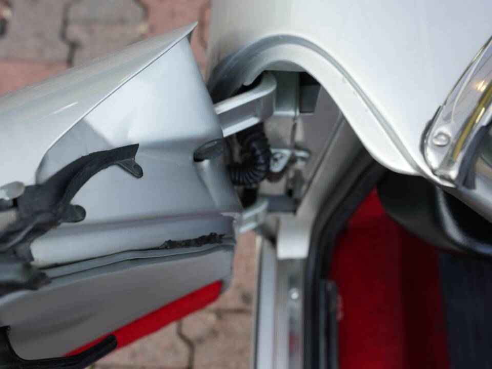 Afbeelding 46/50 van Alfa Romeo 2.0 Spider QV (1987)