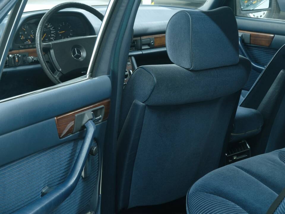 Bild 44/50 von Mercedes-Benz 280 S (1981)