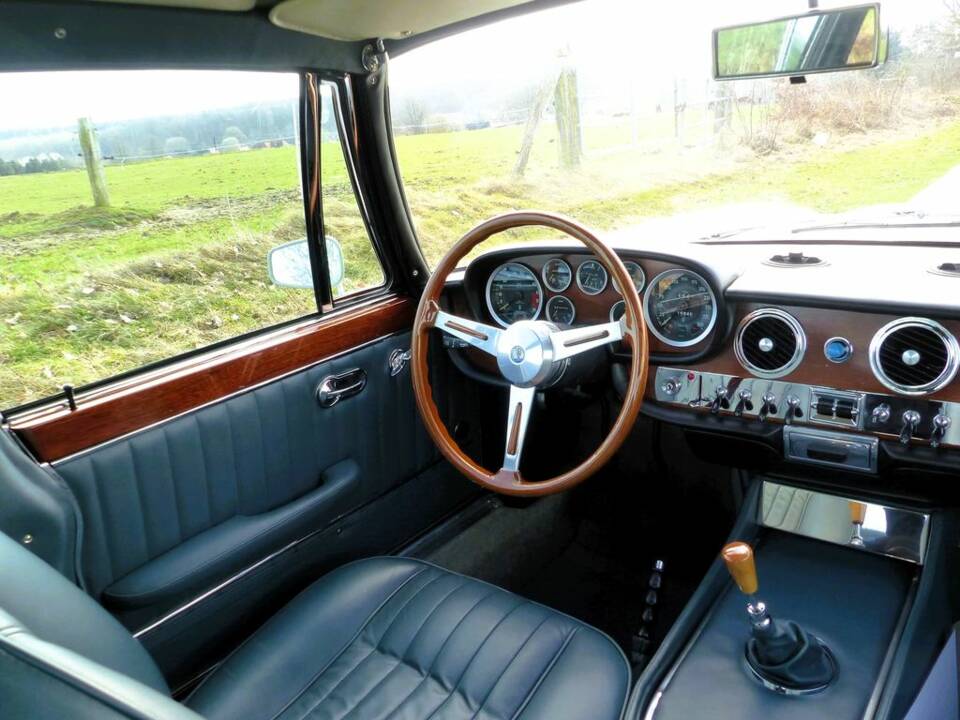 Maserati Quattroporte silbergrau metallic 1966