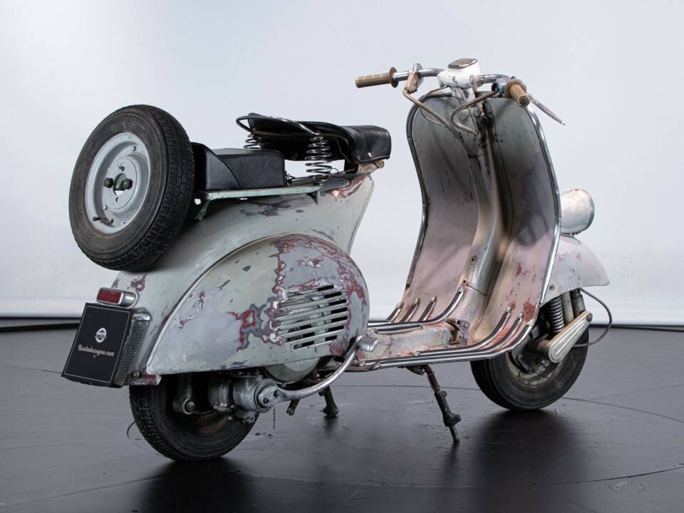 Immagine 6/50 di Piaggio Vespa 125 (1954)
