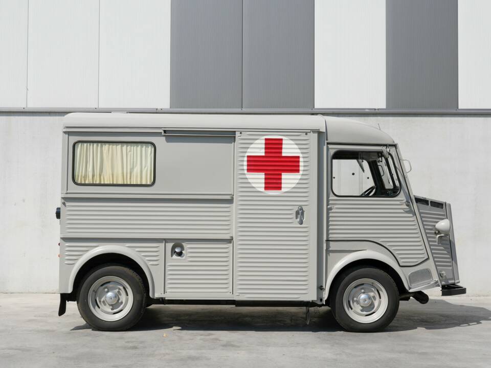 Bild 8/35 von Citroën HY (1963)