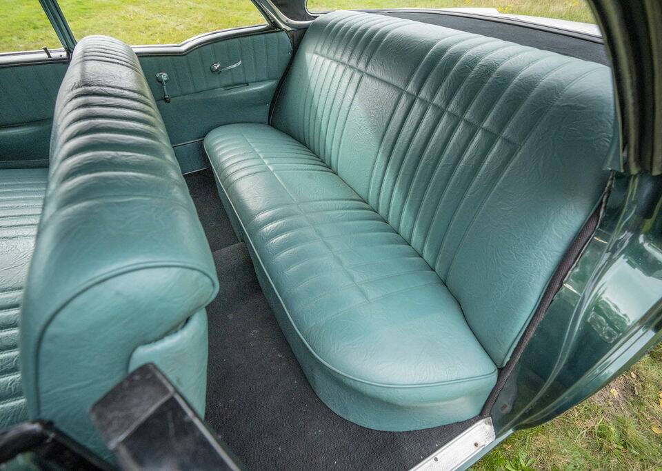 Bild 8/8 von Chevrolet Bel Air Sedan (1956)