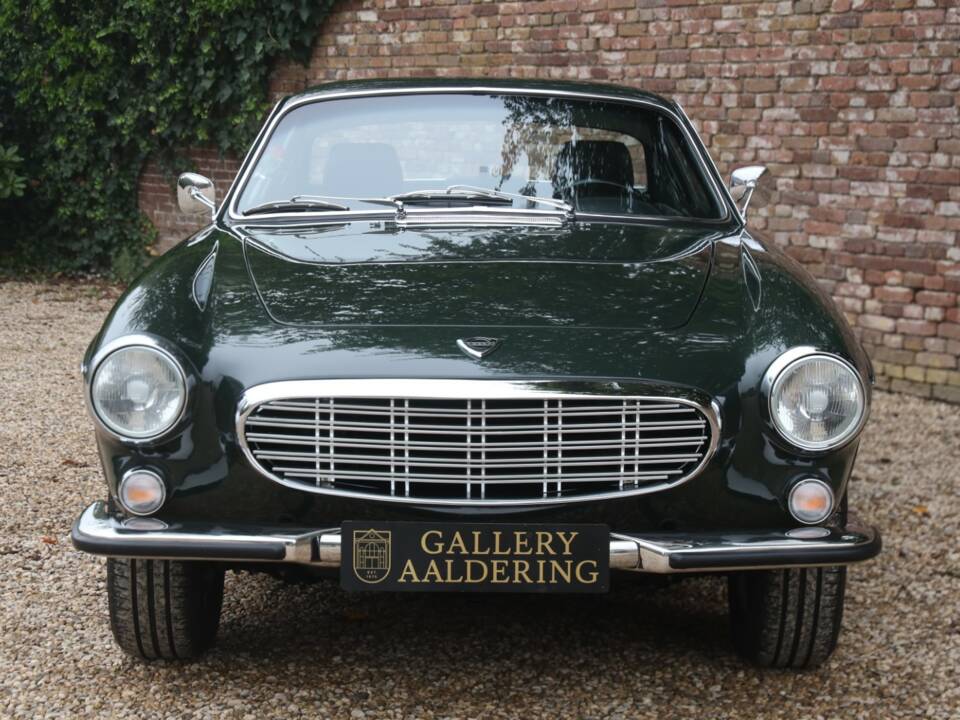 Image 35/50 of Volvo 1800 S (1968)