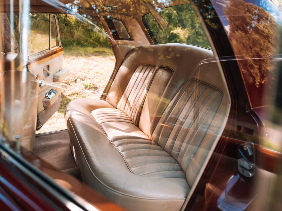 Immagine 27/50 di Rolls-Royce Silver Shadow I (1970)