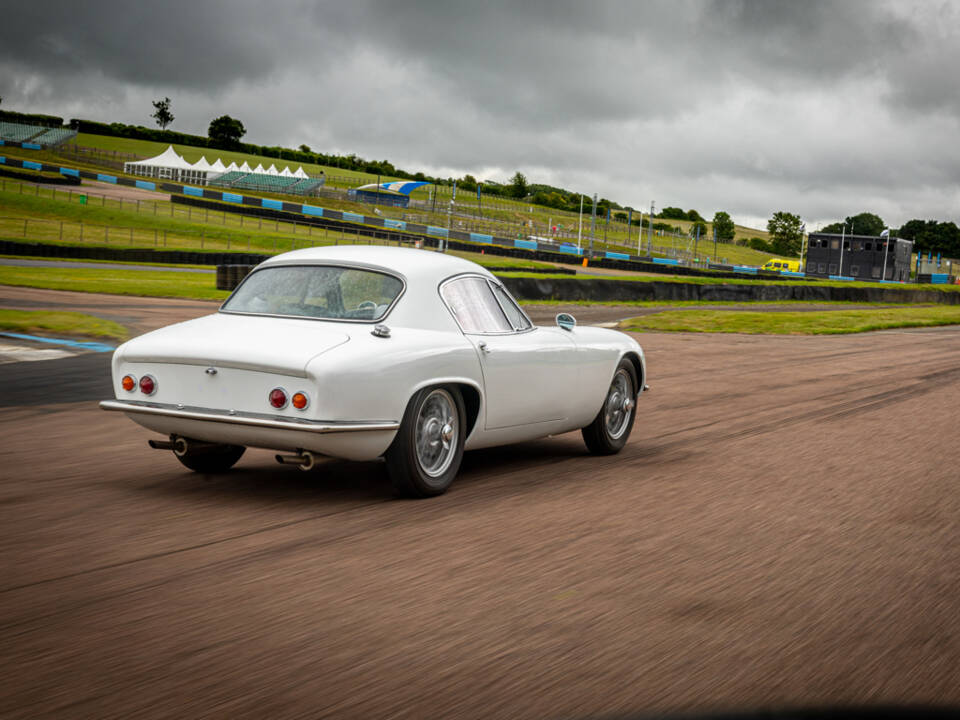 Afbeelding 2/50 van Lotus Elite S2 (1961)