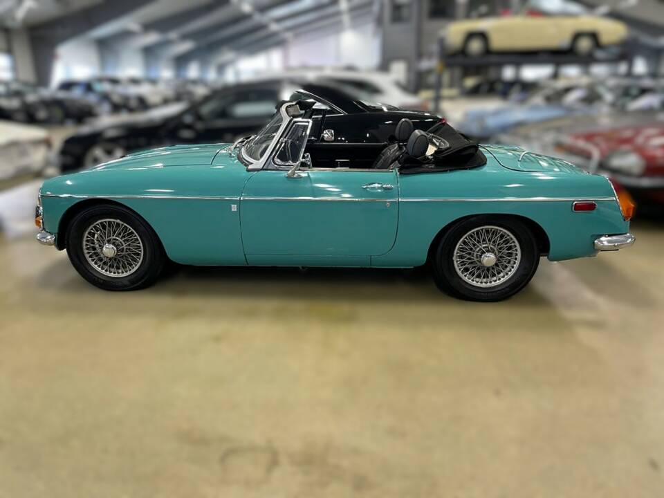 Imagen 5/8 de MG MGB (1972)