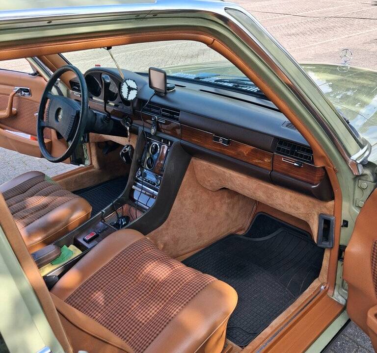 Bild 8/8 von Mercedes-Benz 280 S (1978)