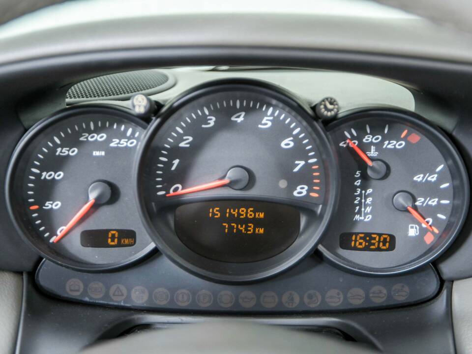 Image 15/50 of Porsche Boxster (2005)