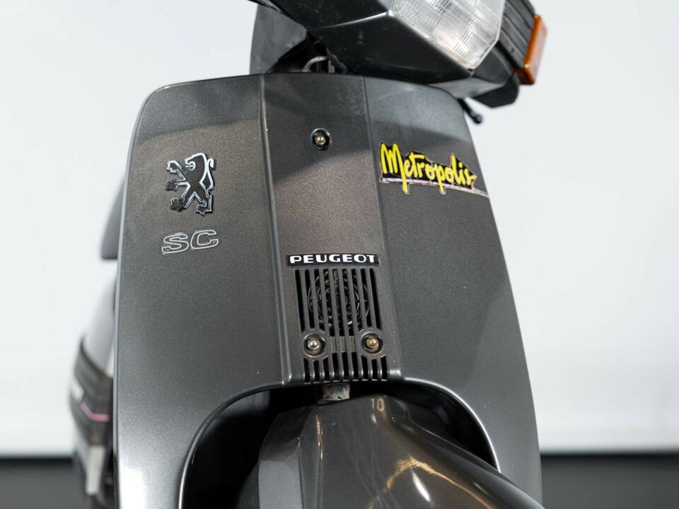 Bild 17/23 von Peugeot Metropolis 50 (1990)