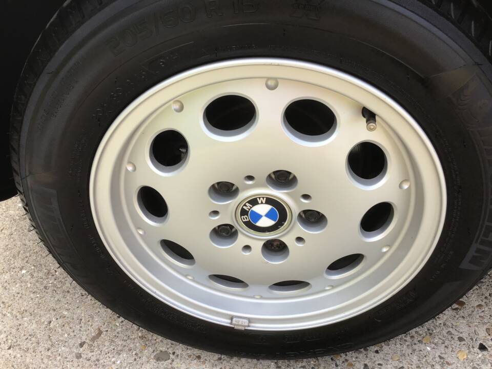 Image 22/26 of BMW Z3 1.9 (1996)