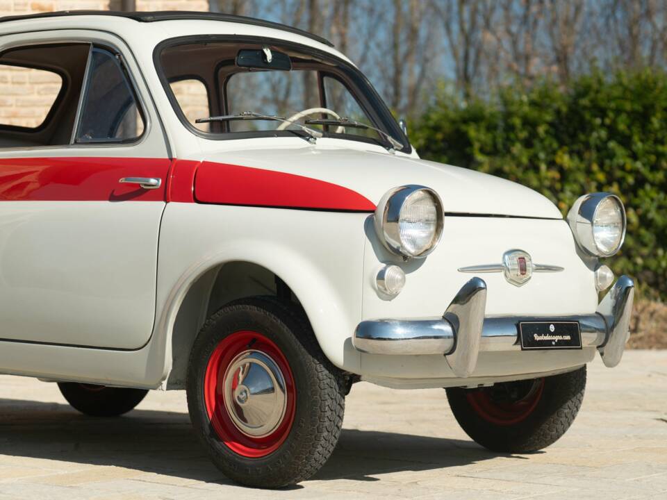 Image 13/50 of FIAT 500 Sport (1960)