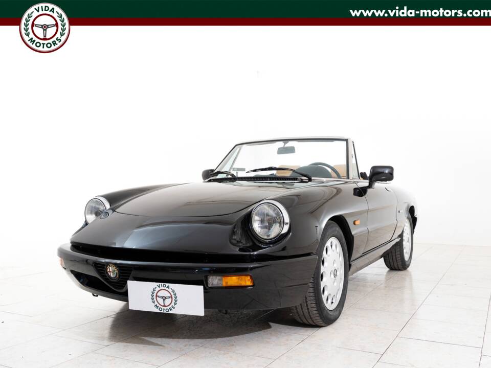 Bild 1/14 von Alfa Romeo 2.0 Spider (1992)