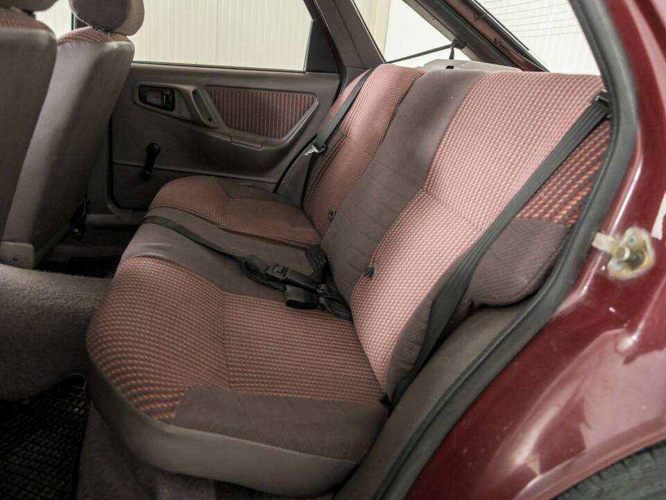 Bild 33/50 von Ford Sierra 2.0 (1985)