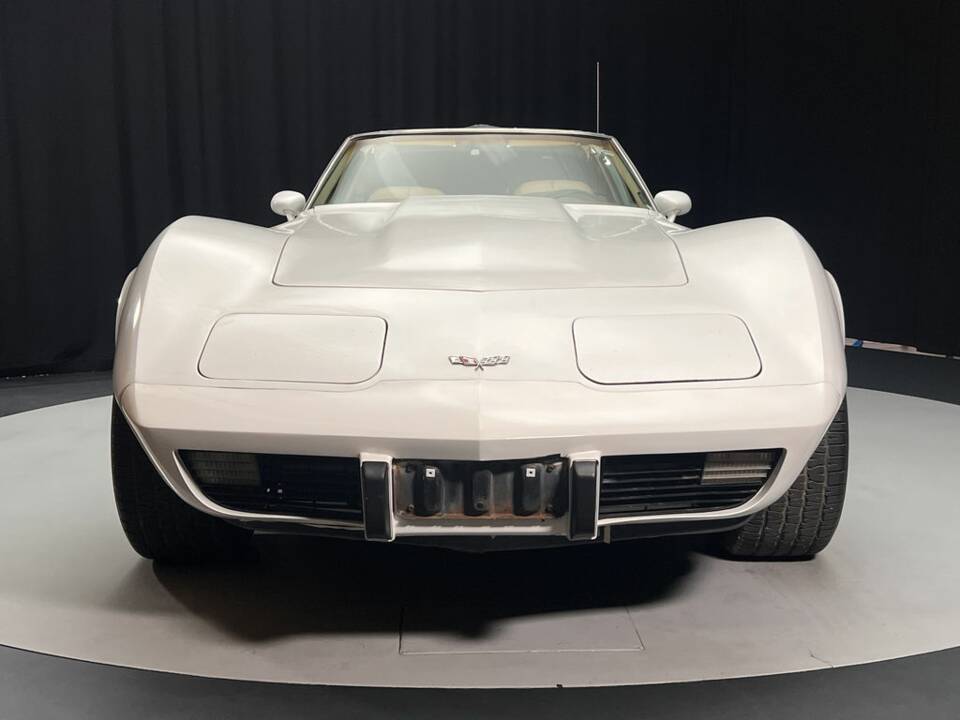 Afbeelding 3/8 van Chevrolet Corvette Sting Ray (1977)