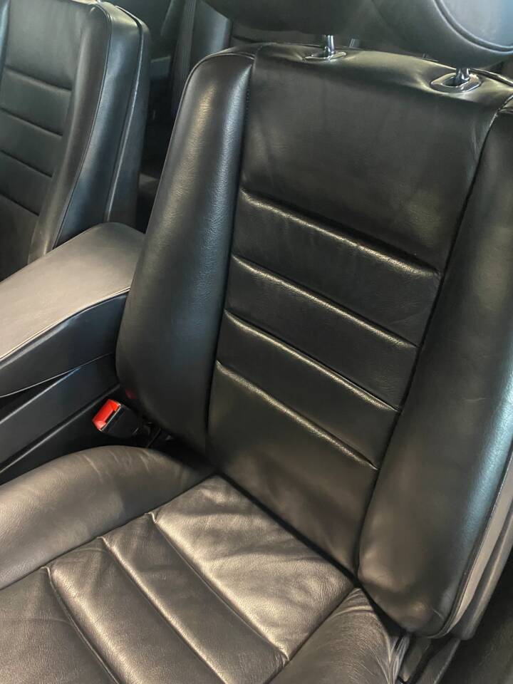 Bild 15/67 von Mercedes-Benz 380 SEC (1984)