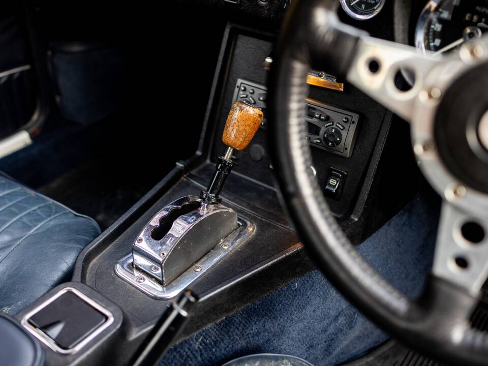 Image 30/39 de MG MGB GT (1972)