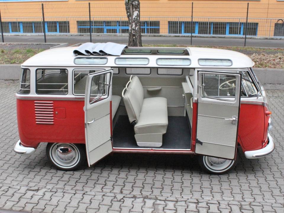 Image 7/34 de Volkswagen T1 Samba 1.2 (1961)
