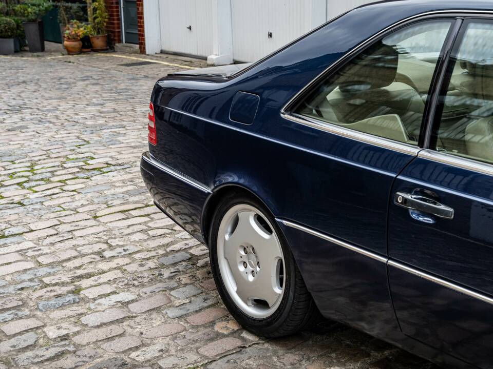 Bild 22/50 von Mercedes-Benz CL 420 (1997)