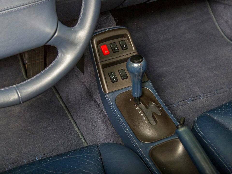 Afbeelding 28/35 van Porsche 911 Carrera (1995)